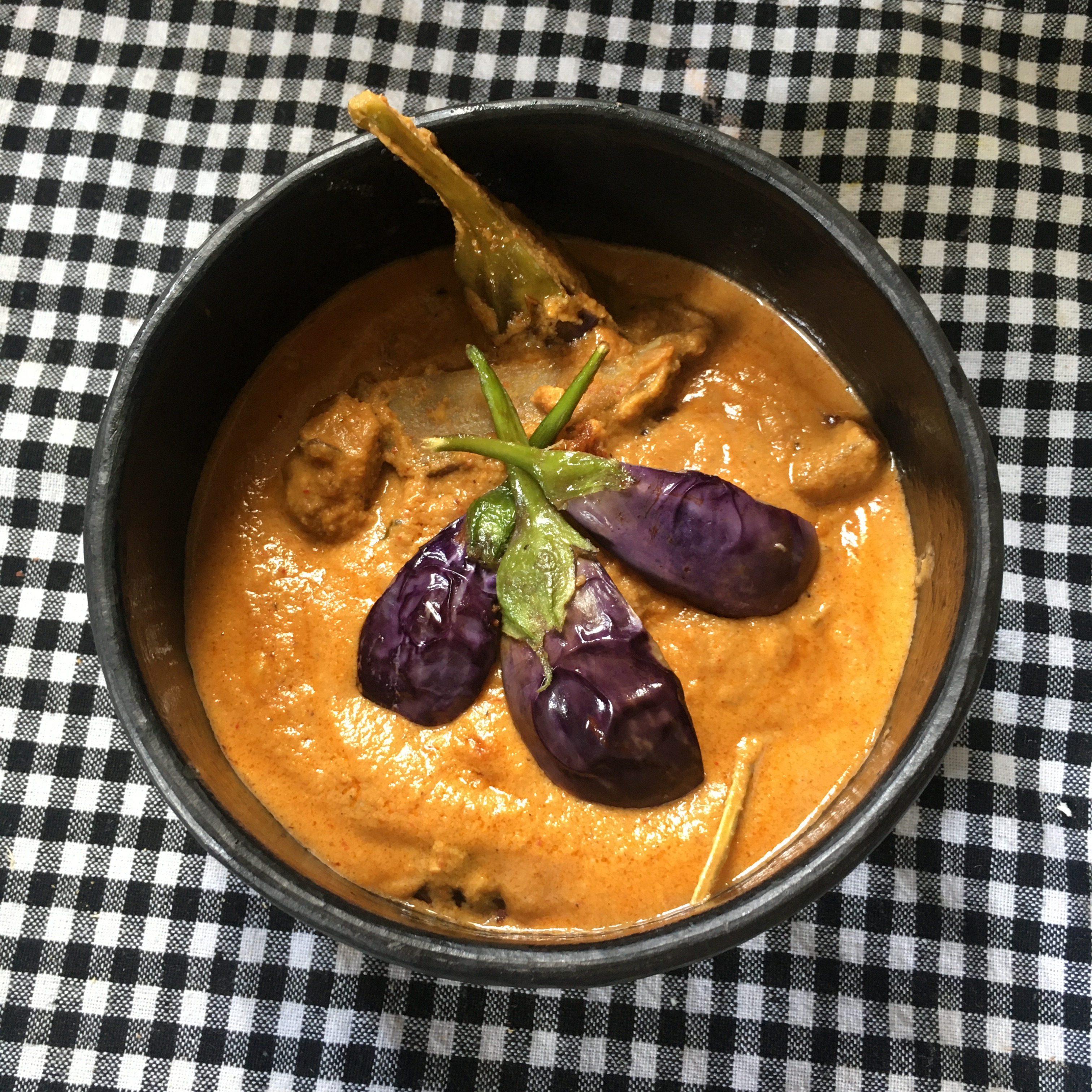 FFCE8EEC-3FC4-472A-A5A4-52E9E62F5D12